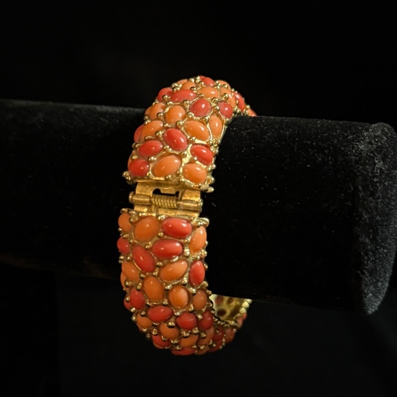 Kenneth Jay Lane KJL Orange And Gold Hinged Bangle Bracelet With Rhinestone Star - Picture 5 of 5